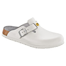 Birkenstock Boston ESD Clog in Weiß mit breitem Schnallenriemen, seitliche Ansicht