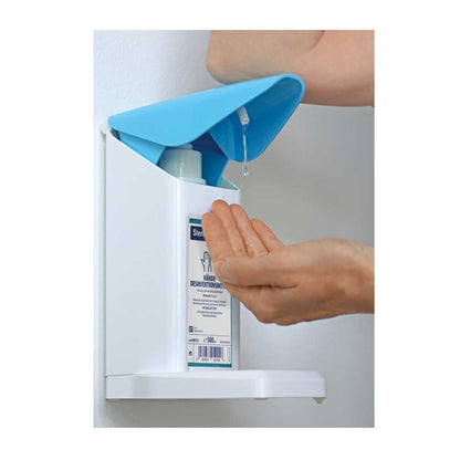 Hartmann Eurospender Safety plus geöffnete blaue Klappe, Hand betätigt Pumpe