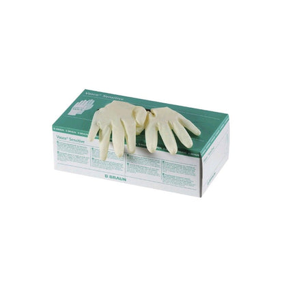 Naturlatex-Einweghandschuhe, puderfrei; beige Handschuhe sichtbar auf der Kartonverpackung