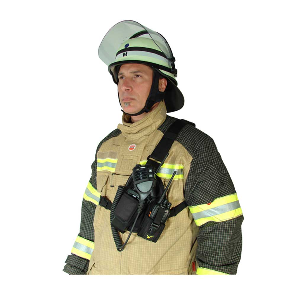 Brustharnisch am Feuerwehranzug mit Funkgerätetasche und gepolstertem Schulterriemen