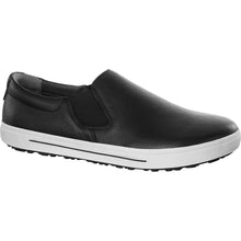Schwarzer Slip-on aus Naturleder mit gepolstertem Einstieg und heller Profilsohle.